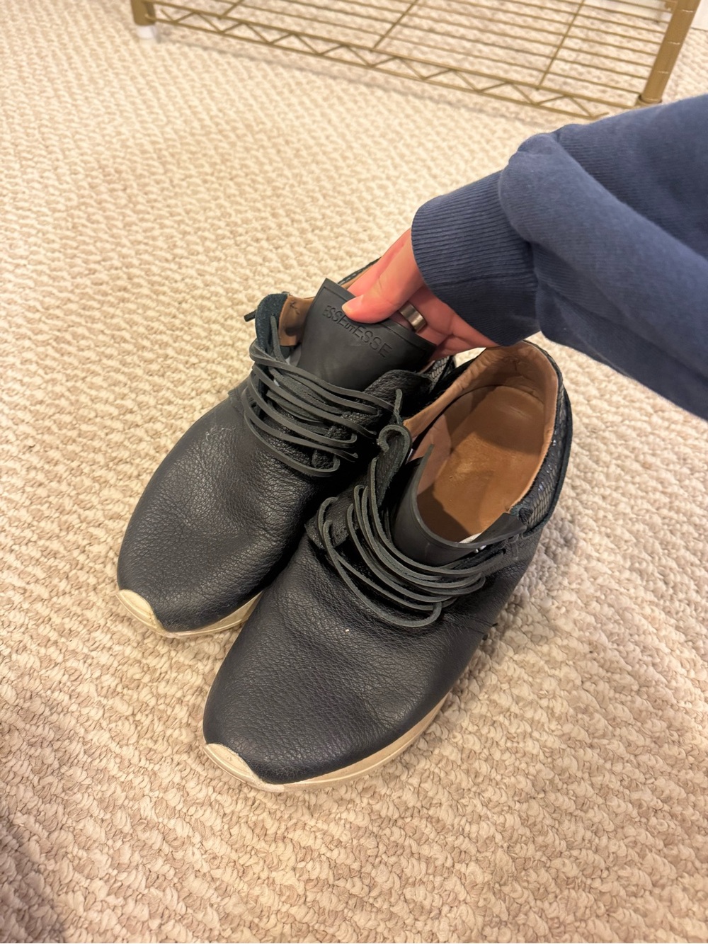 ESSEutESSE Black leather fringe sneakers
